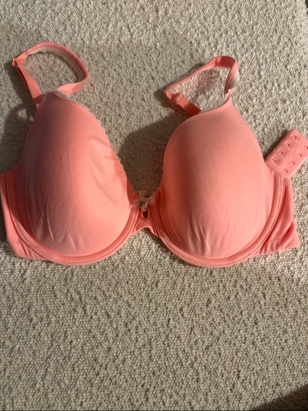 Victoria's Secret Coral body by Victoria 34d full coverage